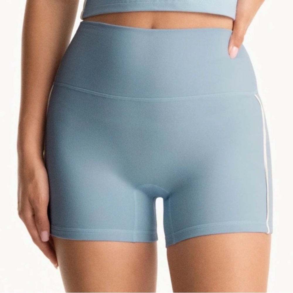 SET Active x PARKE Formcloud Overcast Bra and Short Set - Picture 2 of 8